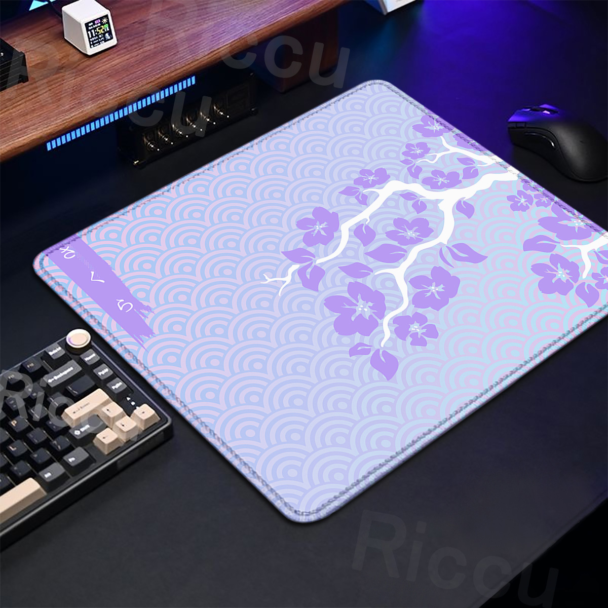 Desk Setup Pink - แผ่นรองเม้าส์ลายดอกซากุระสีม่วงเมาส์เล่นเกมส์พรมขนาดเล็กแผ่นรองเมาส์ดีไซน์ศิลปะลายดอกซากุระน่ารักแผ่นรองเมาส์แบบพกพาคีย์บอร์ดกันลื่น